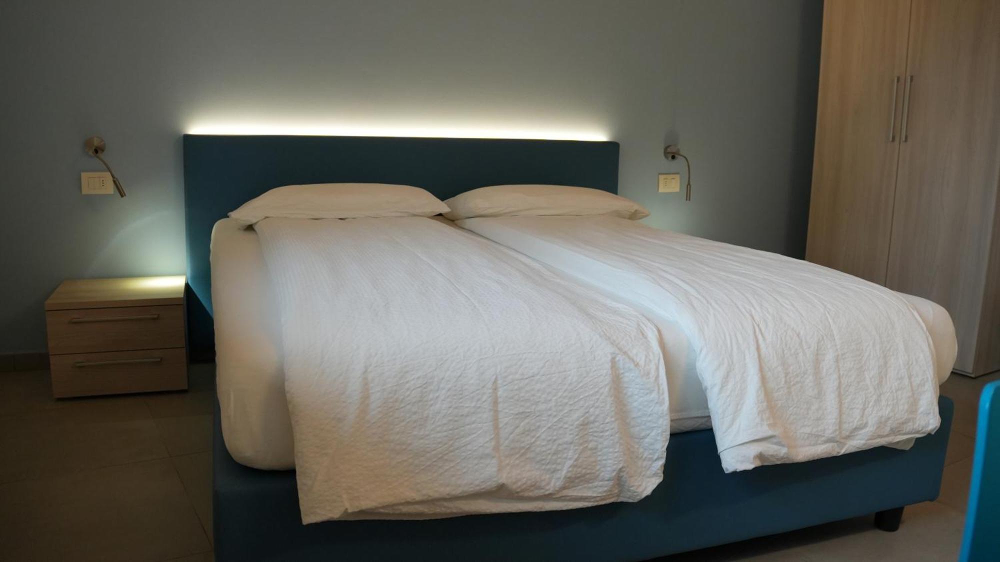 Casa Maria Apartments Riva del Garda Chambre photo