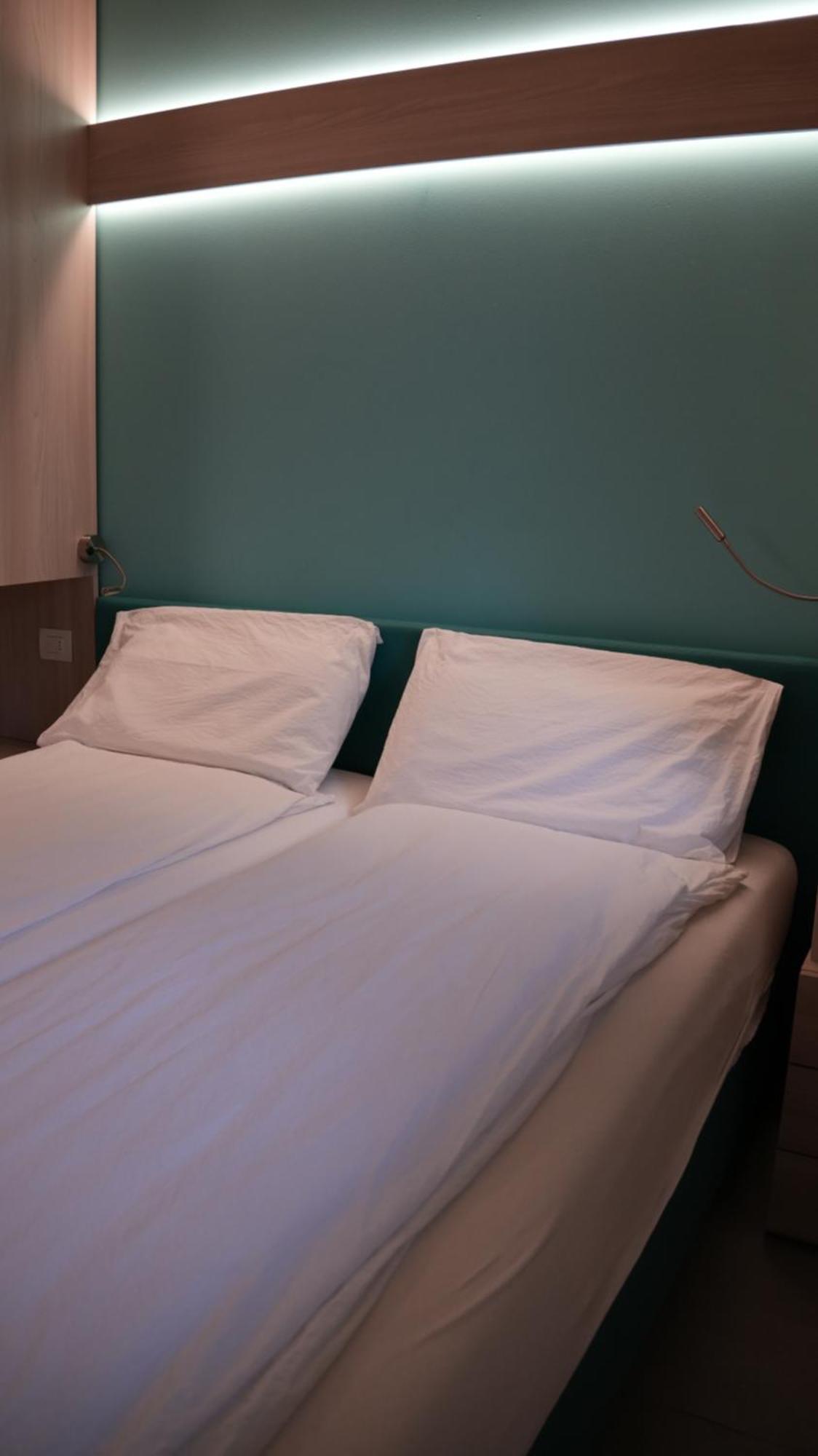 Casa Maria Apartments Riva del Garda Chambre photo