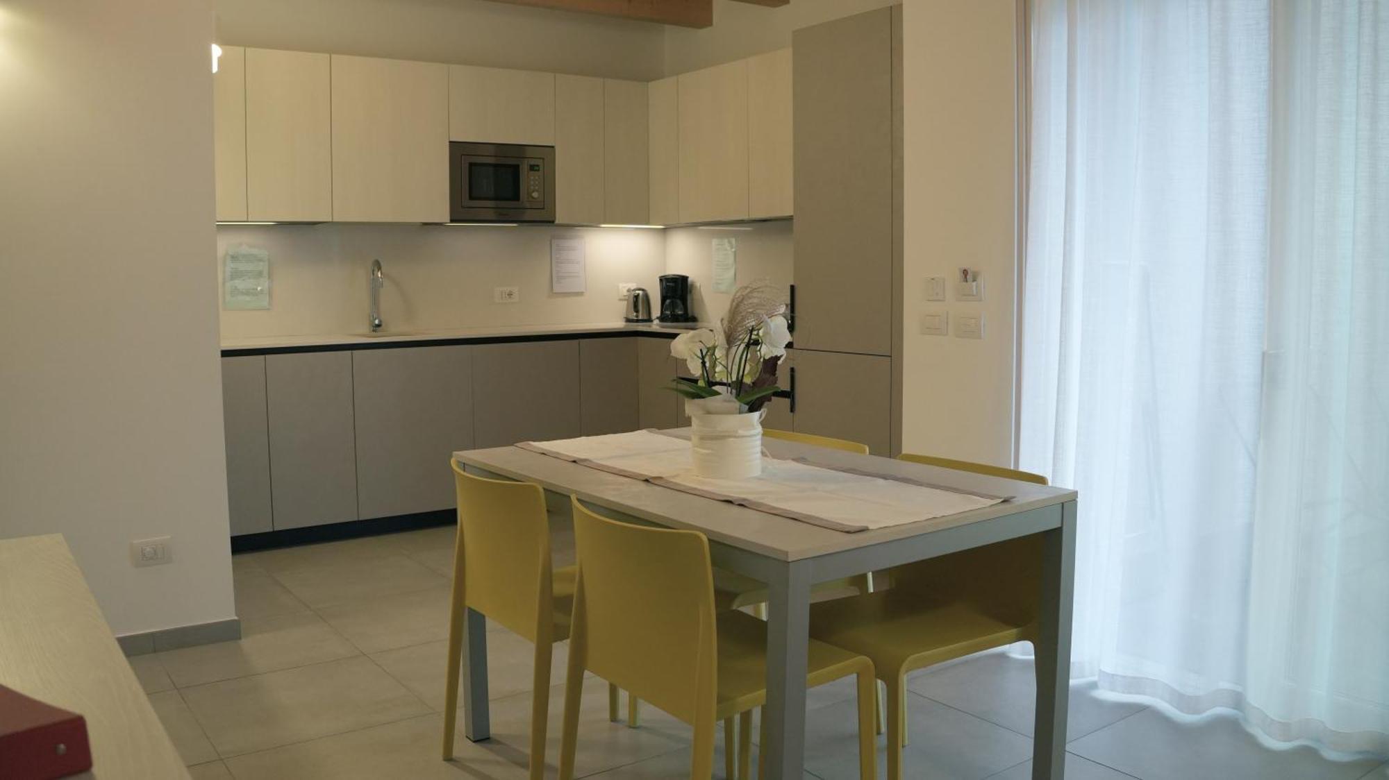 Casa Maria Apartments Riva del Garda Chambre photo