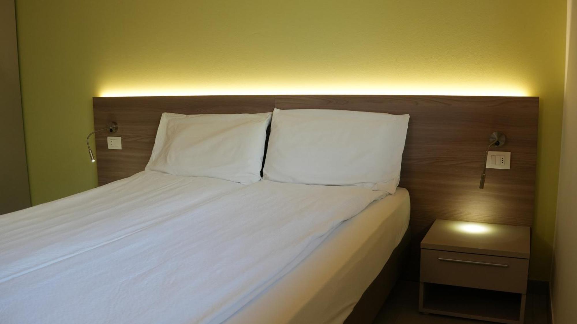 Casa Maria Apartments Riva del Garda Chambre photo